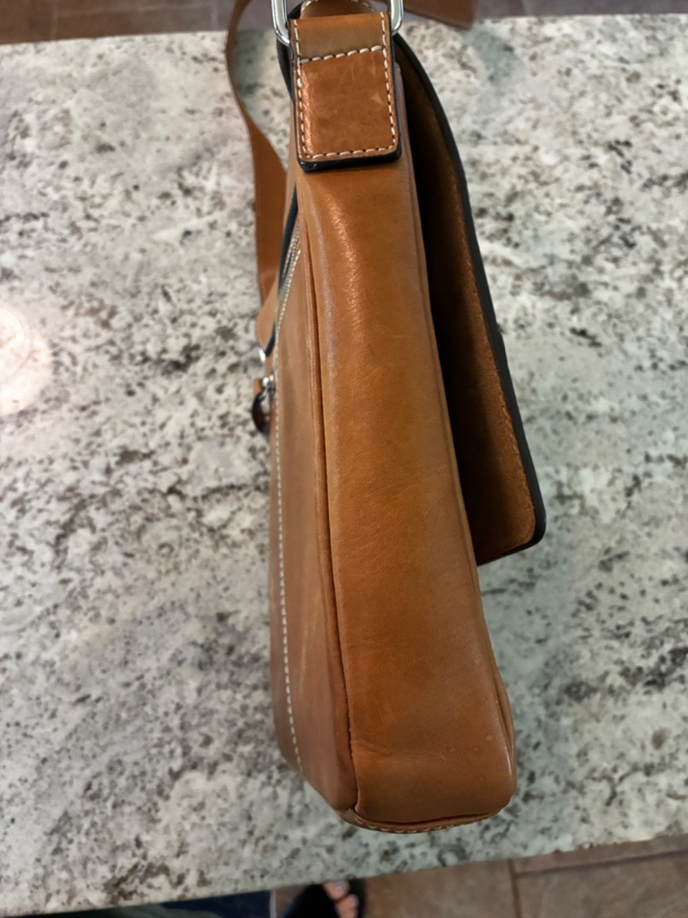Leather Shoulder Handbag - Picture 3 of 10